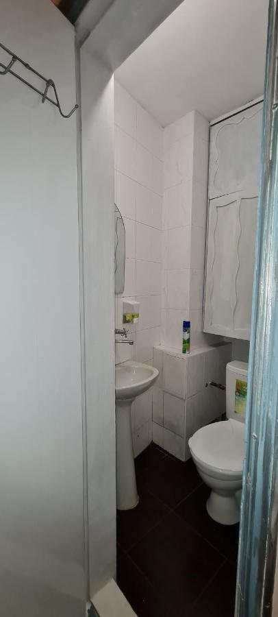 Dja Hostel Kiev Luaran gambar