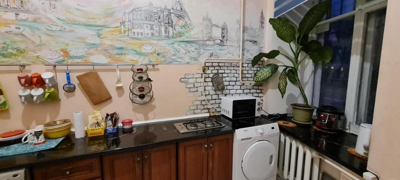 Dja Hostel Kiev Luaran gambar